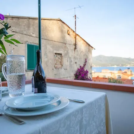 Casa Di Cosimo By Helloelba Holiday home Portoferraio